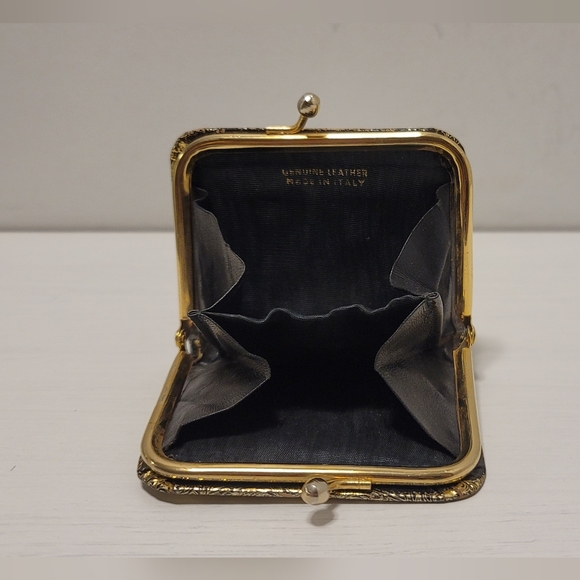 Rare Vintage Florentine Gold Embossed Italian Leather Coin Purse - Picture 7 of 10